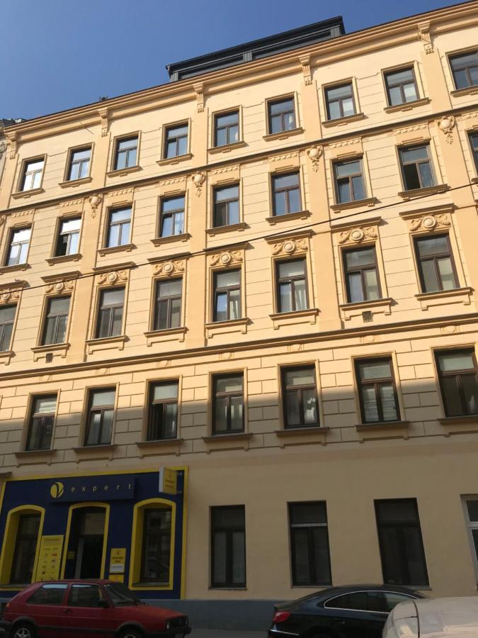 Centrally And Green Wien Exterior foto